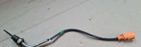 Audi A4 S4 B8 8K Exhaust gas temperature sensor 03L906088EP