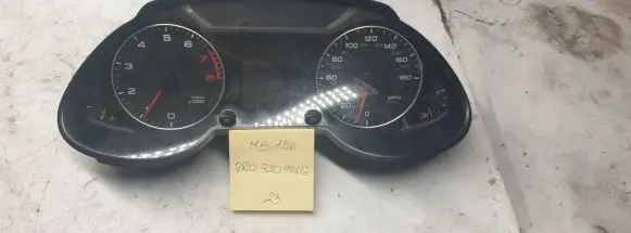 Audi Q5 SQ5 Speedometer (instrument cluster) 8R0920981G