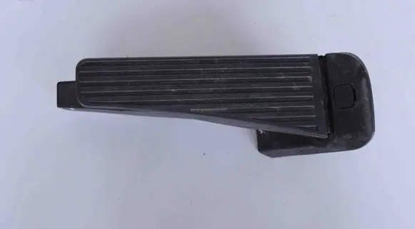 Volvo XC90 Accelerator throttle pedal 31445780