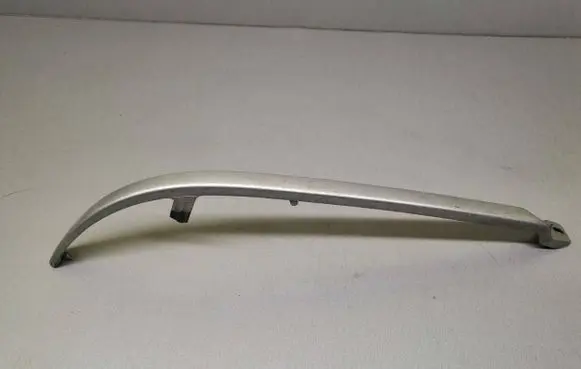 Under headlight/headlamp trim