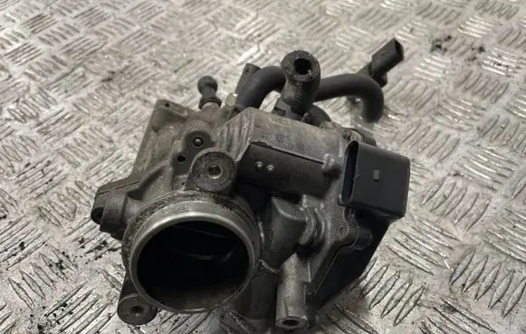 Skoda Octavia Mk3 (5E) Throttle valve 04L128063P