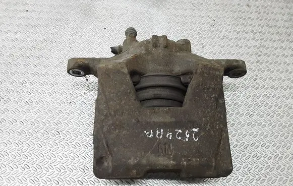Chevrolet Cruze Front brake caliper