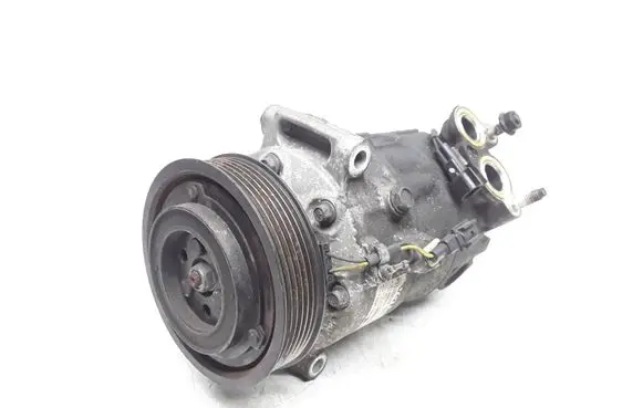 Volvo S60 Air conditioning (A/C) compressor (pump) P31332528