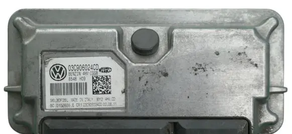 Seat Ibiza V (KJ) Engine control unit/module ECU MAGNETIMARELLI 03C906024CD 96L3DF28L