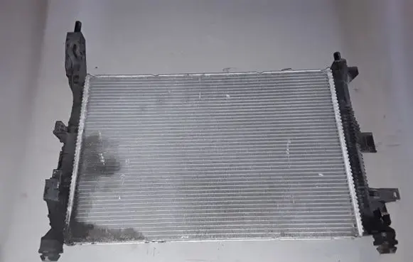 Ford Focus Coolant radiator BV618005BD