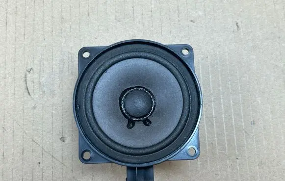 Skoda Superb B6 (3T) Front door speaker 3T0035411E