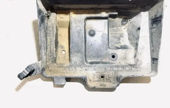 Opel Astra G Battery box tray 09132098 27004330