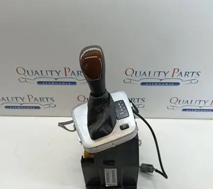 Volvo XC90 Gear shifter/selector 