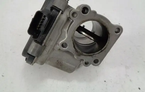 Peugeot 308 Throttle valve 9673534480