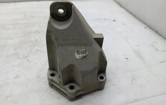 KIA Stinger Engine mounting bracket 21826J5400