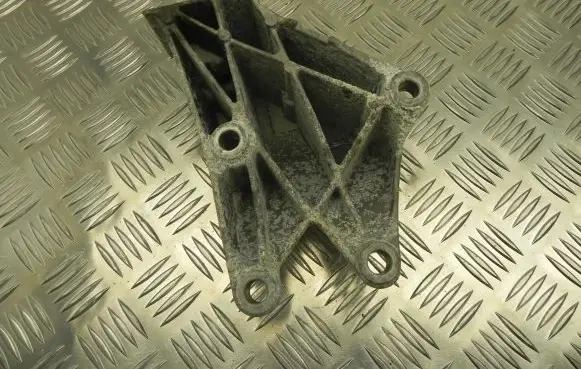 BMW X3 G01 EGR valve cooler bracket 6864593