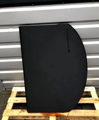 Parcel shelf