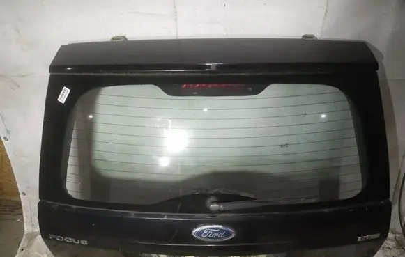 Ford Focus Tailgate/trunk/boot lid juodas