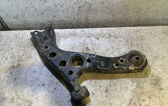 Toyota C-HR I Front lower control arm/wishbone