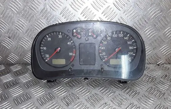 Speedometer (instrument cluster)