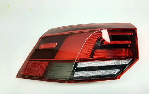 Volkswagen Golf VIII Rear/tail lights 5H0945095C