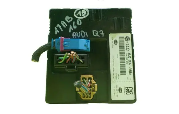 Audi Q7 4L Central body control module 4L0907289A