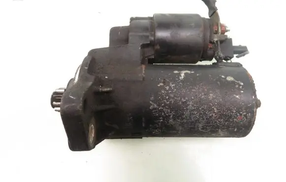 Volkswagen Golf IV Starter motor 0001121006