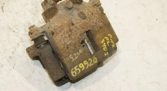 Nissan Primera Front brake caliper 410114U100