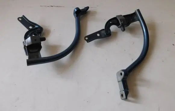 Volkswagen PASSAT B8 Tailgate hinge 