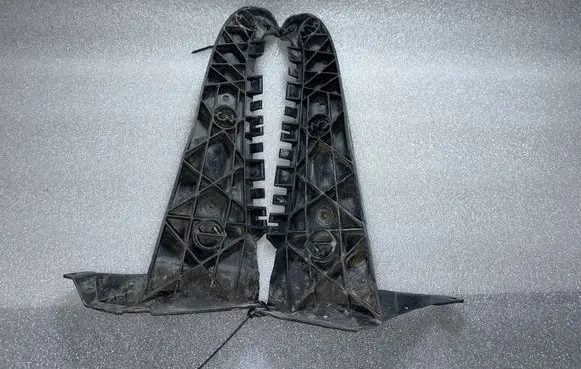 Audi A6 S6 C5 4B Rear bumper mounting bracket 4B9807454F