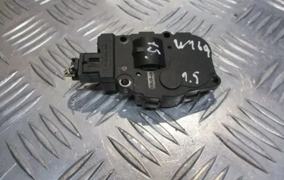 Mercedes-Benz A W169 Central body control module