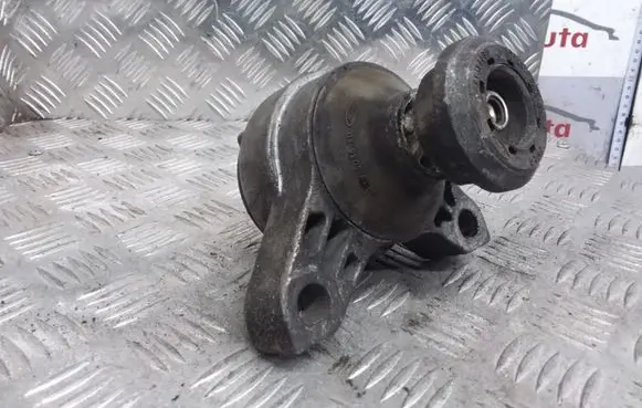 Ford Focus Engine mount bracket 98AB6038KD