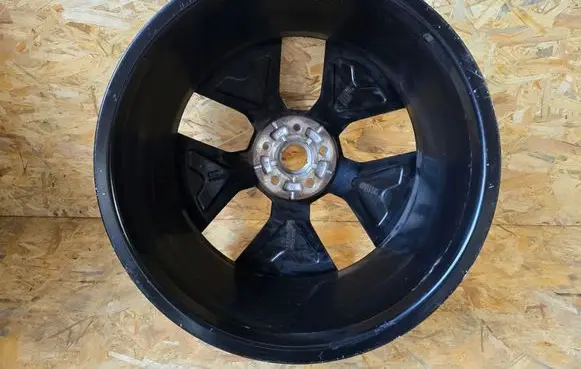 Volvo V60 R20 alloy rim 32358374