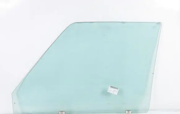 Nissan Patrol 160 Front door window glass four-door 