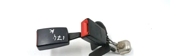 Audi A4 S4 B5 8D Middle seatbelt buckle (rear) 4B0857797