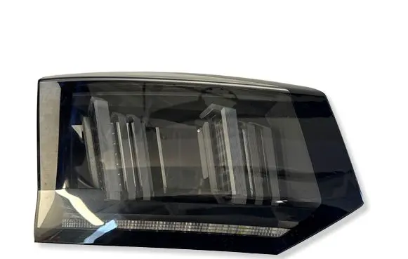 Peugeot 3008 II Rear/tail lights 9836231880 82160101