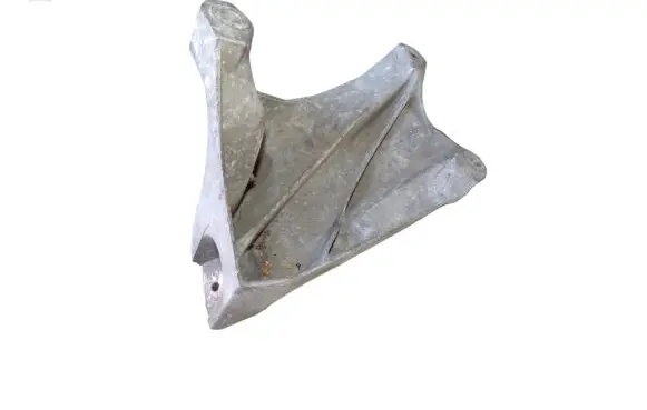 Audi Q7 4L Engine mounting bracket 7L8199308B