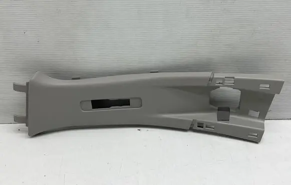 Renault Captur (B) pillar trim (top) 769147820R 631140132