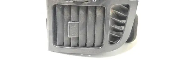 Chevrolet Captiva Dashboard side air vent grill/cover trim