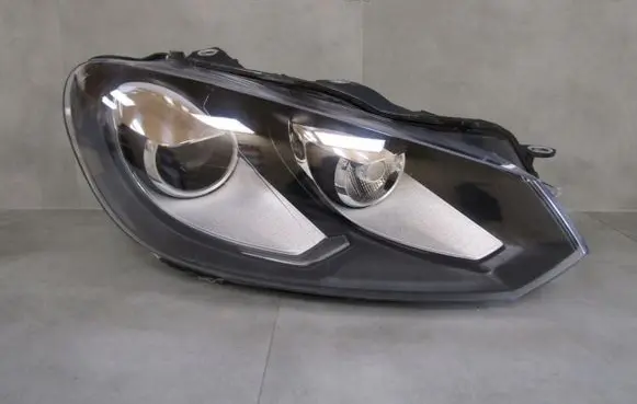 Volkswagen Golf VI Headlight/headlamp