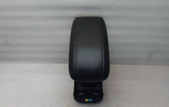 Volvo V40 Armrest 31448087