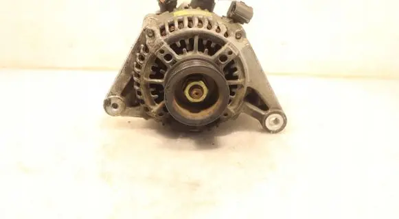 Toyota Corolla Verso E121 Generator/alternator 27060-22030
