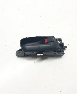Suzuki Grand Vitara II Front door interior handle