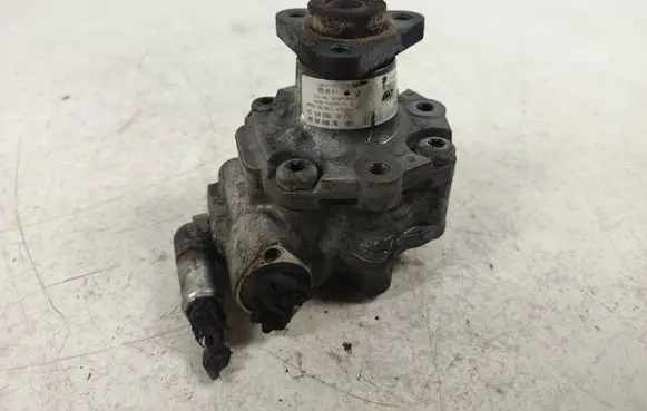 Audi A5 Sportback 8TA Power steering pump 8K0145154 7651955124