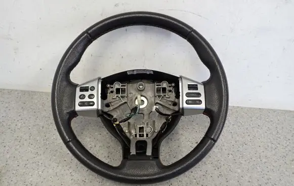 Nissan Note (E11) Steering wheel 