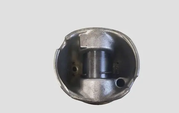BMW 5 F10 F11 Piston 0000