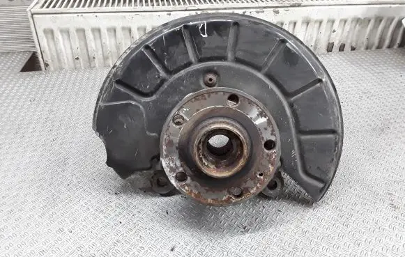 Volkswagen Tiguan Front wheel hub spindle knuckle