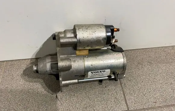Volvo V40 Starter motor 30644972