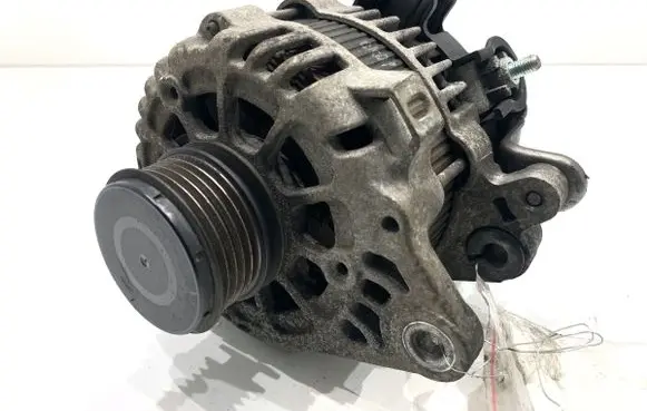 KIA Optima Generator/alternator 37300-2A910