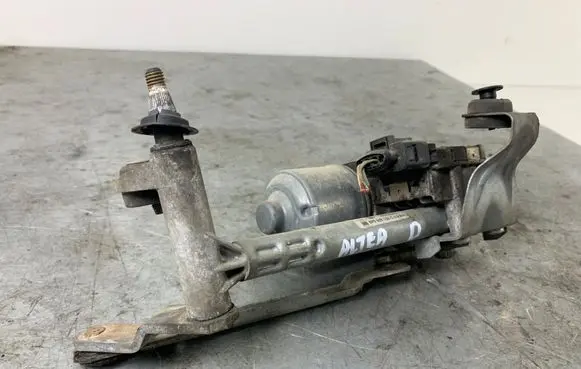 Seat Altea Front wiper linkage and motor 5P0955120A