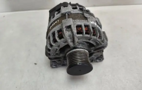 Nissan Qashqai Generator/alternator 231004BE0B