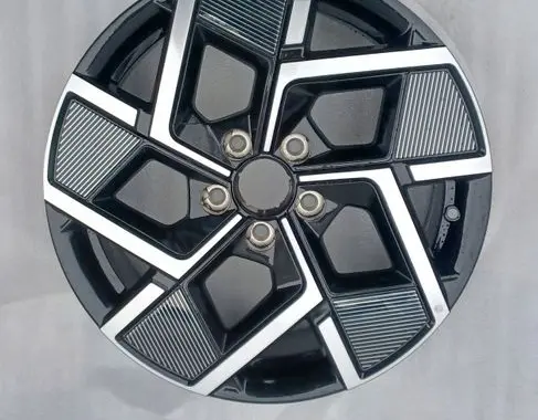 Hyundai Santa Fe R18 alloy rim 7JX18