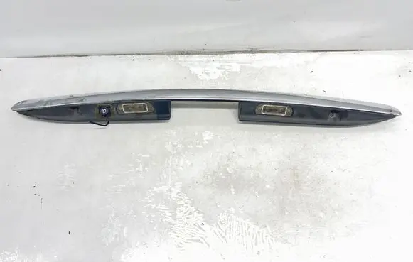 Mercedes-Benz ML W164 Trunk door license plate light bar 1647400893