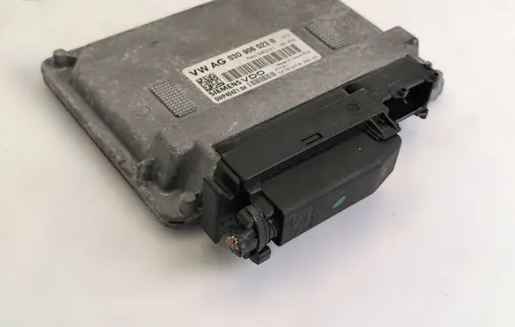Skoda Fabia Mk1 (6Y) Engine control unit/module 03D906023B 5WP4042104