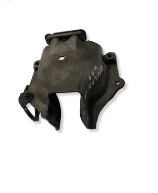Audi A4 S4 B8 8K Engine mounting bracket 8K0399377